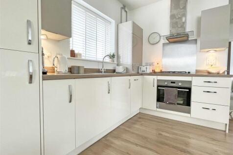 kitchen1.jpg