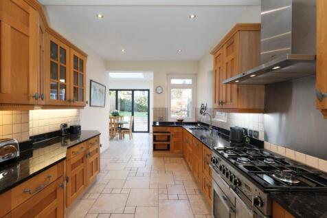 Dora Rd 131 - Kitch Brek.jpg