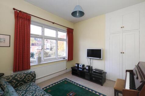 Dora Rd 131 - TV Room.jpg