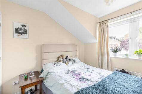 14_Bradshaw_Close-4.jpg