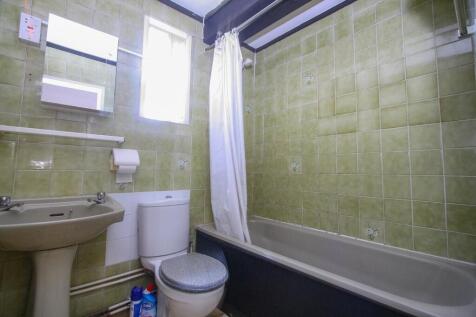 Flat 2, 124 High ...