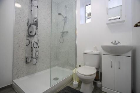 Flat 2, 124 High ...