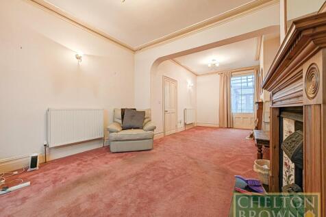 Living &amp; Dining Room