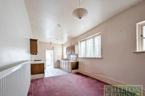 Kitchen &amp; Breakfast