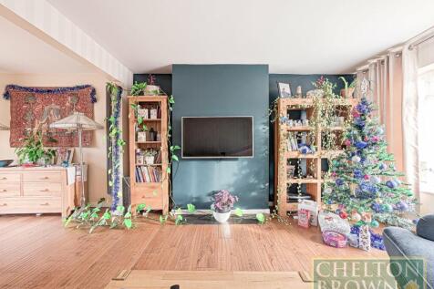 Living Dining Space