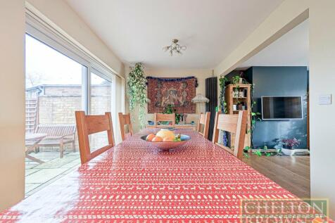 Living Dining Space