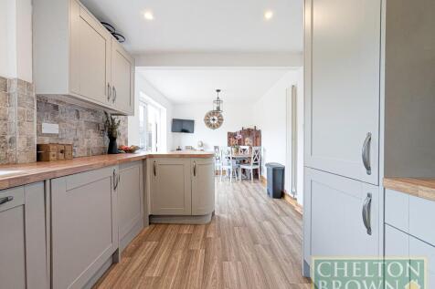 Kitchen &amp; Diner