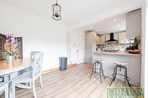 Kitchen &amp; Diner