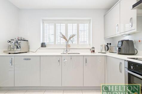 Kitchen &amp; Diner