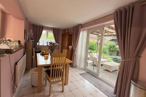 Breakfast Room