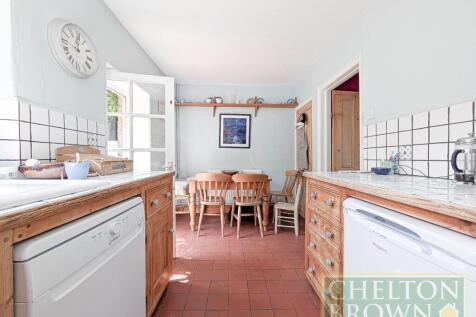 Kitchen/Breakfast