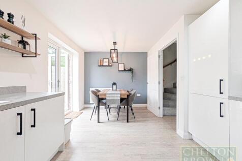 Kitchen &amp; Diner