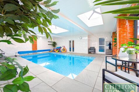 Pool House