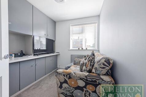 Study/Bedroom 6
