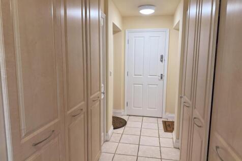 Shared Outer Hallway