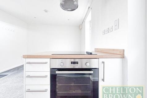 Kitchen/Living Area