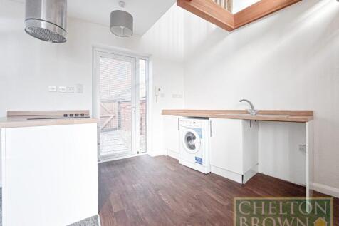 Kitchen/Living Area