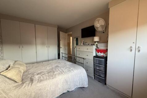 Bed 1
