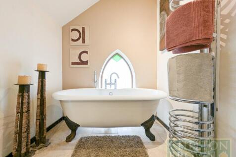 En-Suite 1