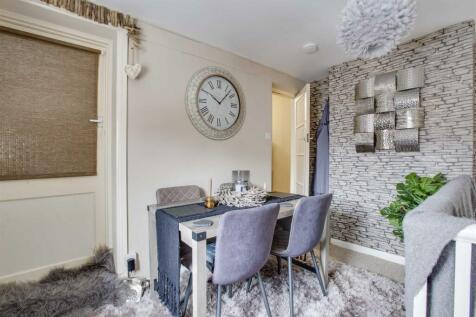 FFF, 35-37 High Street, HP16 9EJ (LOW RES)-4.jpg