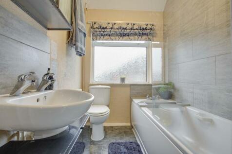 FFF, 35-37 High Street, HP16 9EJ (LOW RES)-2.jpg