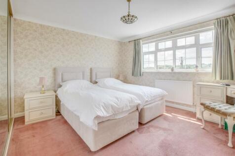 51 Inkerman Drive, HP15 7JJ-3.jpg