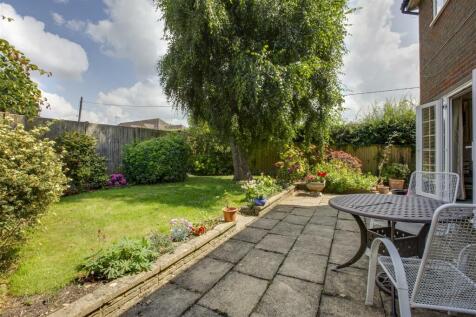 51 Inkerman Drive, HP15 7JJ-13.jpg