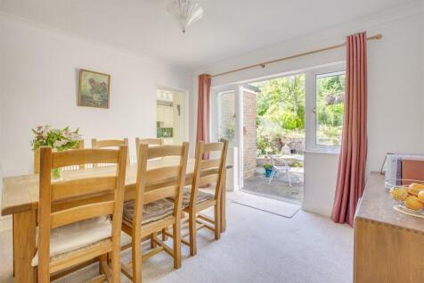 Pine View, Perks Lane, HP16 0JD-7.jpg