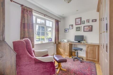 Pine View, Perks Lane, HP16 0JD-6.jpg