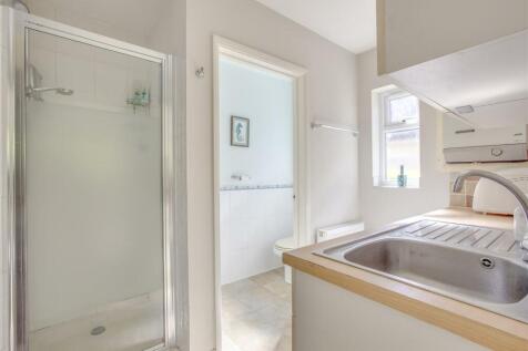 Pine View, Perks Lane, HP16 0JD-8.jpg