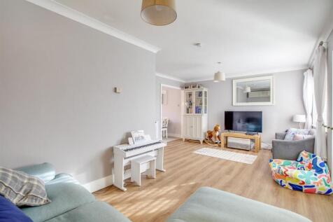 41 Columbine Road, HP15 6BS-12.jpg