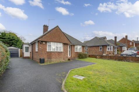 11 Wycombe Road, HP15 6RX-15.jpg