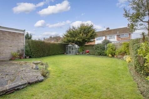 23 Dashfield Grove, Widmer End, HP15 6AJ-2.jpg