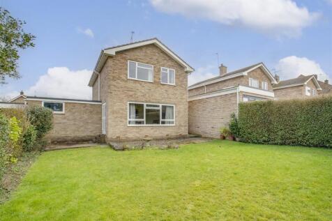 23 Dashfield Grove, Widmer End, HP15 6AJ-3.jpg