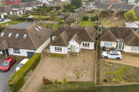 98 Windmill Lane, HP15 6AU-18.jpg