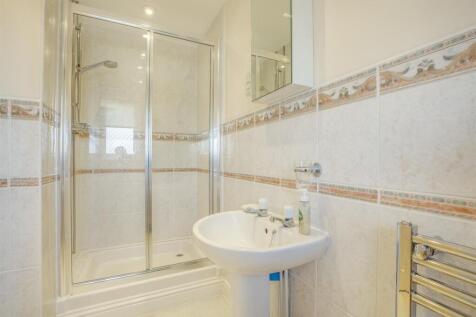4 Gardner Close, HP15 6HT-2.jpg