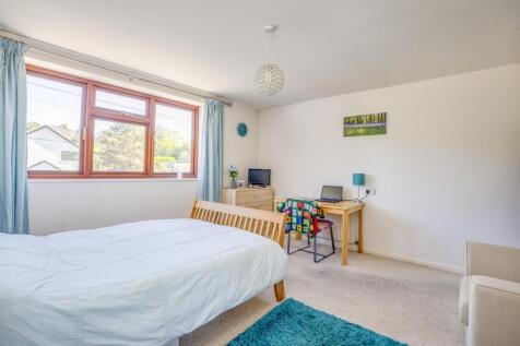 39 Eastern Dene, HP15 7BS-5.jpg