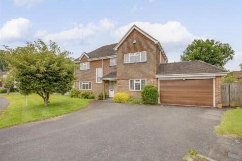 43 Wheeler Avenue, HP10 8EB-14.jpg