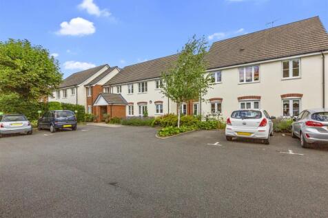 18 Hughenden Court, Penn Road, HP15 7BD-13.jpg