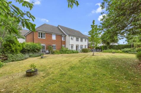 18 Hughenden Court, Penn Road, HP15 7BD-11.jpg