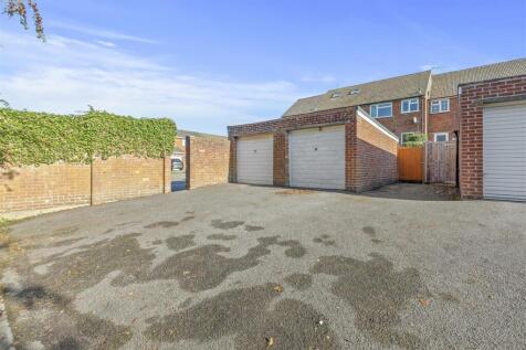 25 Cowslip Road, HP15 6BJ-11.jpg
