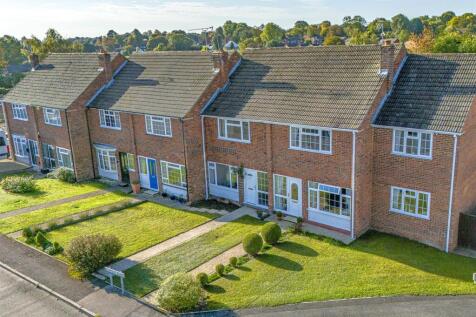 25 Cowslip Road, HP15 6BJ Drone-1.jpg