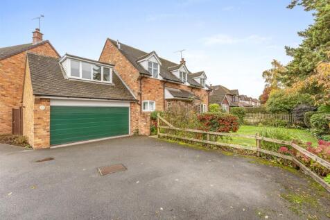 Pine Tree Cottage, North Rd, HP15 6ND-7.jpg