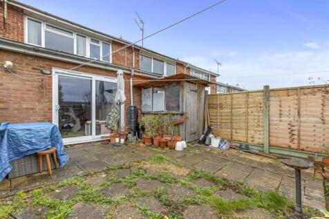 25 Ashtree Walk, HP15 7TG-11.jpg