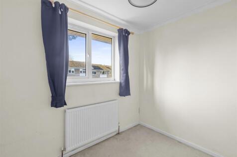 32 Campbells Ride, HP15 6TQ-1.jpg