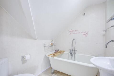 16 Wycombe Road, HP15 6RY-3.jpg