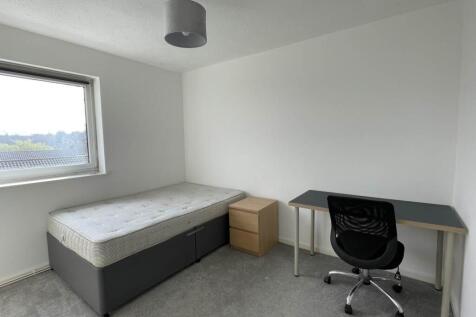 Flat 8 Malthouse Cou