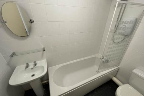 Flat 8 Malthouse Cou