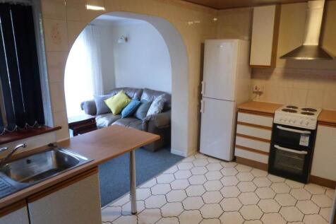 Kitchen &amp; Lounge