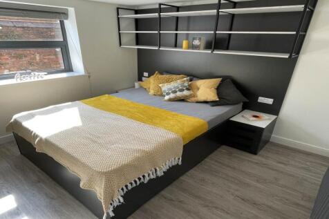 Apt 1 Bank Bedroom L